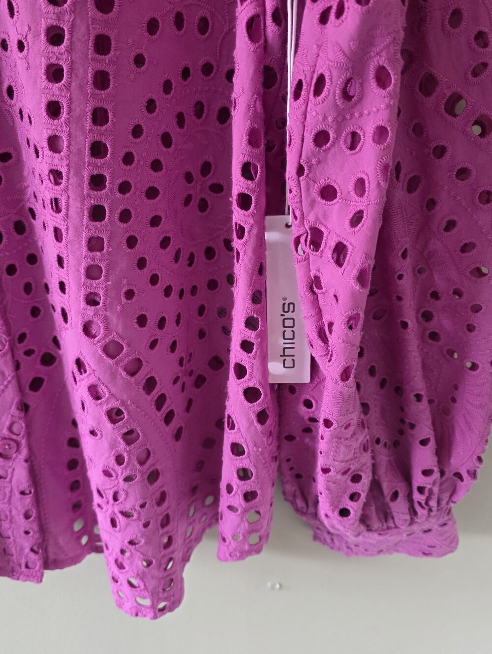 NWT Chico’s L Boho Romantic Resortwear Orchid Pink Eyelet Balloon Sleeve Blouse - Picture 10 of 16